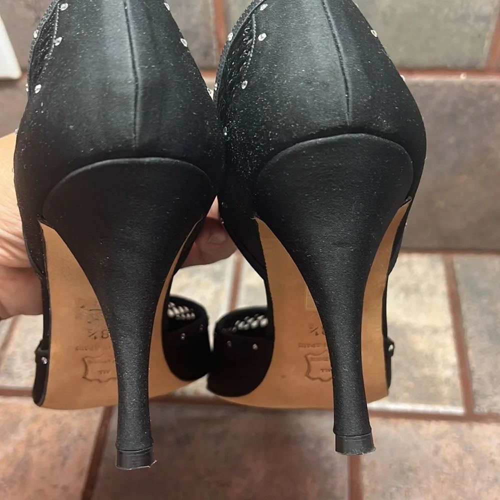 Magrit‎ Black Satin D'Orsay Pumps - Picture 5 of 12